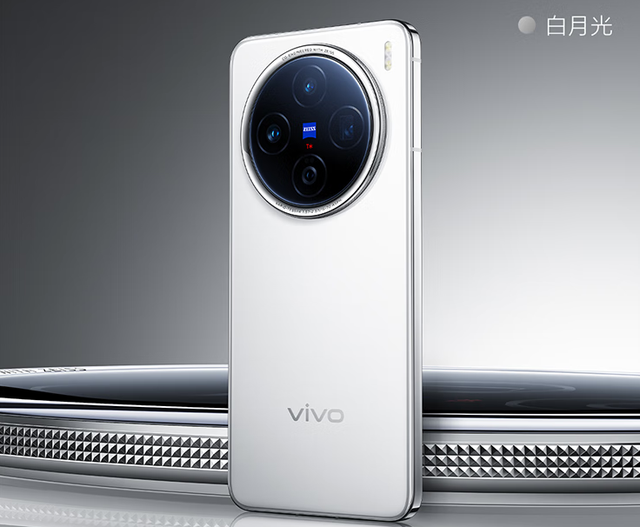 发布没多久就降价？3款“最便宜”新旗舰手机！网友：确实没想到