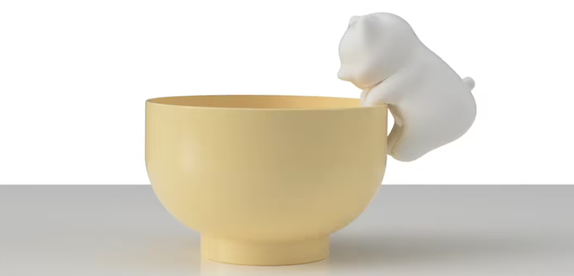 可拉伸屏幕、搂住你的机器人...盘点2025 CES的“脑洞”产品