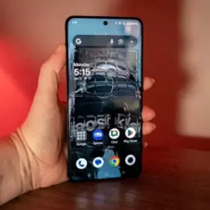 OnePlus 13 评测：更好的 Android 手机，但并非最好的