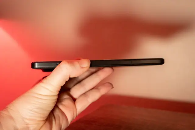 OnePlus 13 评测：更好的 Android 手机，但并非最好的