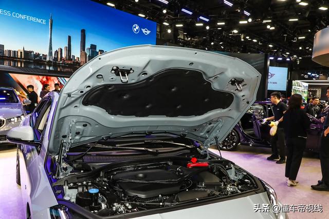 新车 | 25.99万元起/搭2.0T+7DCT，国产宝马2系四门轿跑车店内实车