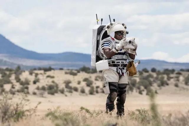 科技是什么：花7000块钱，给屁股吹风？我的钱像大风刮来的吗？