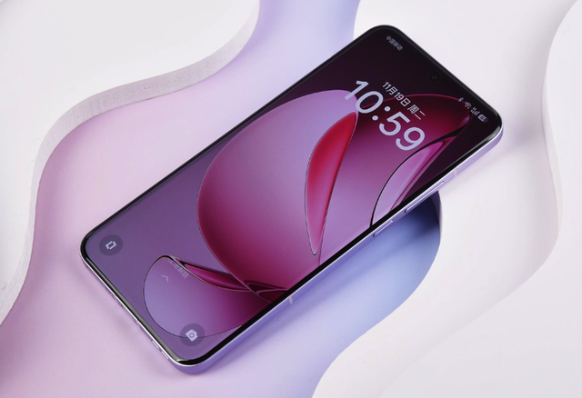 不到两个月，从3399元跌到2978元，史上最强OPPO Reno手机