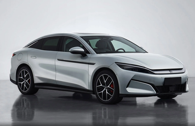 2024年国内最好卖的十大汽车品牌：奇瑞排第三，特斯拉排第七