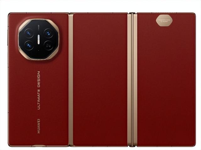 黄仁勋亲试华为三折叠屏手机，大赞其创新魅力