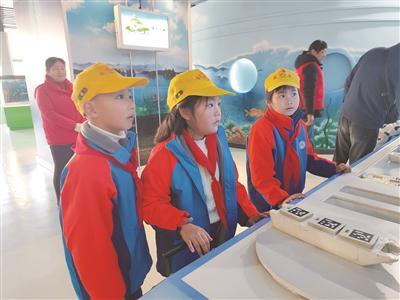 科技探索无止境 科学兴趣要养成