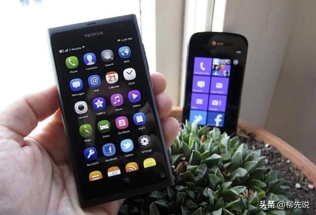 2025首个倒下的智能手机：一代机皇突然停产，卖手机真的不赚钱？