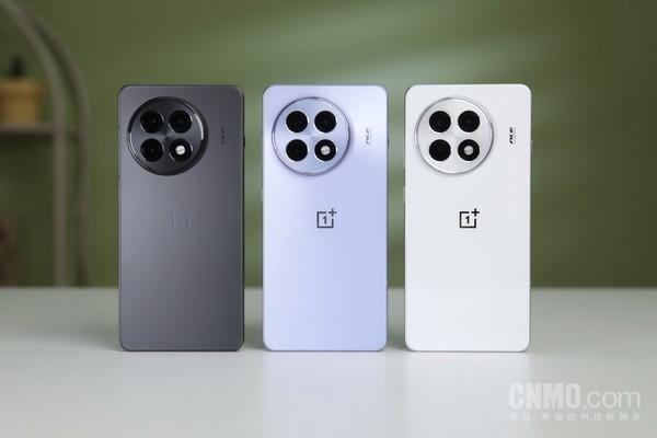 “国补”购手机首日狂欢 谁是2025新年国补真正大赢家？