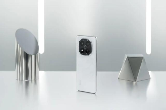 不要再给爸妈买“老年机”了，这些手机便宜又好用