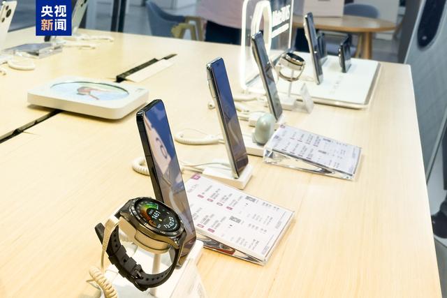 商务部：近800万人申请手机等数码产品购新补贴