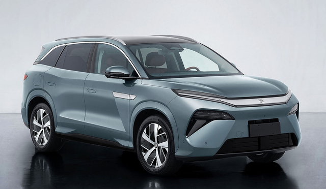 近十款重磅新车上市，比亚迪2025年如何捍卫铁王座？