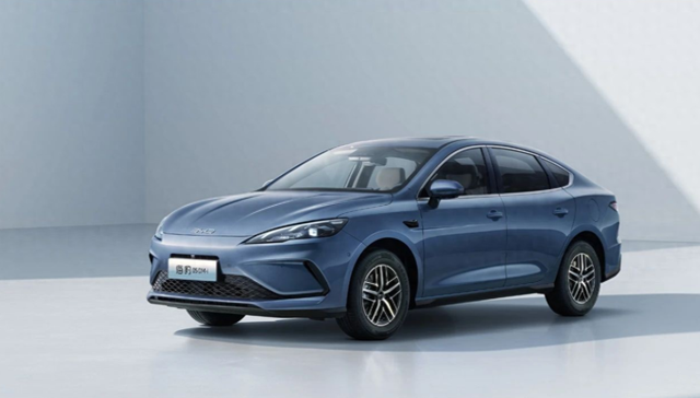 近十款重磅新车上市，比亚迪2025年如何捍卫铁王座？