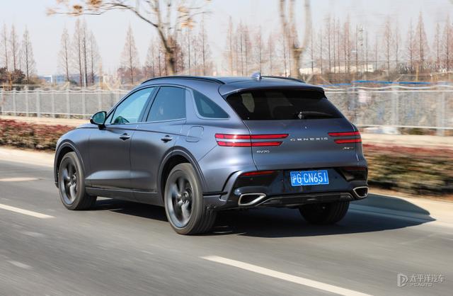 激情与优雅的双面人生 试驾捷尼赛思GV70