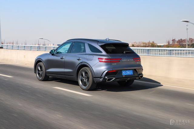 激情与优雅的双面人生 试驾捷尼赛思GV70