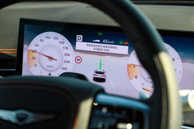 激情与优雅的双面人生 试驾捷尼赛思GV70