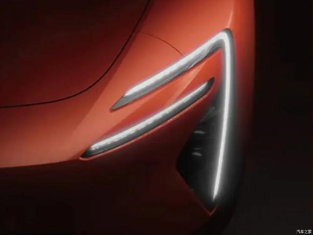 长安启源 1.2m天窗、256 色氛围灯，满油能跑1400公里！啥车？