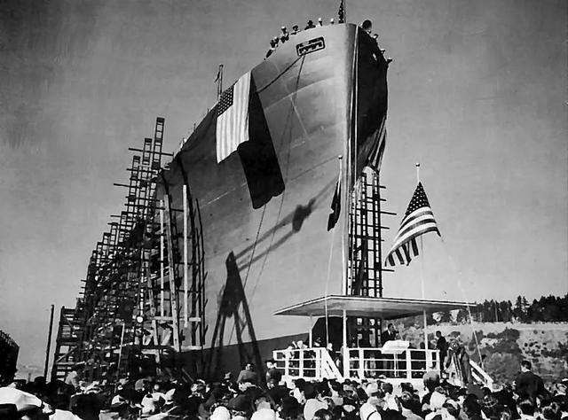 折叠屏手机到东北，纷纷变成雪糕脆皮了