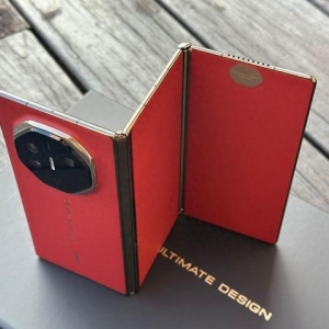 过年回村要排面，“混得好”这两台手机高低买一台