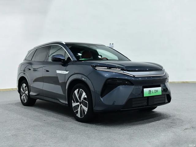 小米首款SUV、小号问界M9、领克天地门旗舰！买新车就看它们！