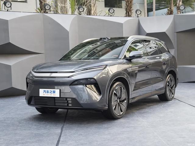 小米首款SUV、小号问界M9、领克天地门旗舰！买新车就看它们！