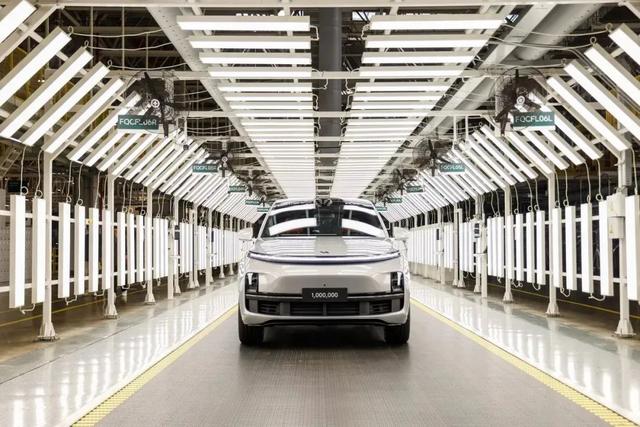 2024中国汽车“闪耀”时刻