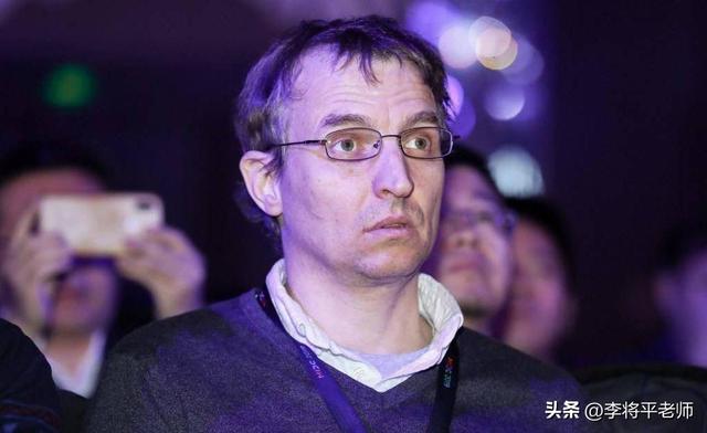 外网热议：中国科技像开加速挂？扒完40年布局，我发现了惊天阳谋