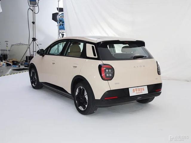 全新宝马X3领衔！2月重磅新车来袭，比亚迪、蔚来新车齐发，燃油/插混/纯电全都有！