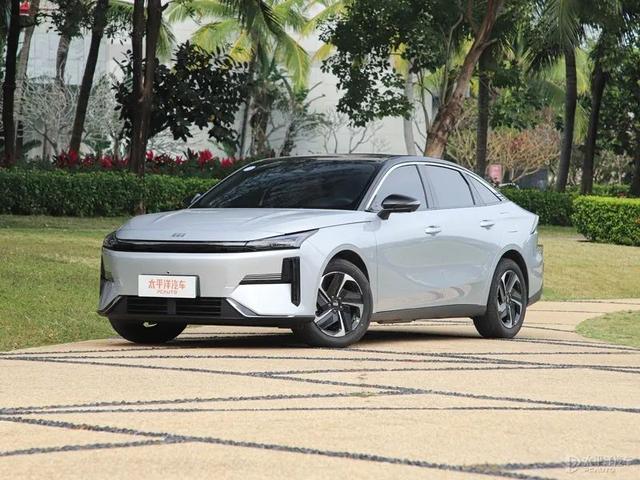 全新宝马X3领衔！2月重磅新车来袭，比亚迪、蔚来新车齐发，燃油/插混/纯电全都有！