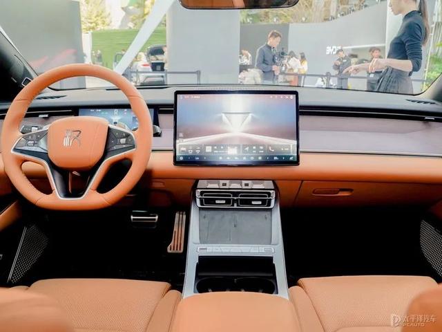 全新宝马X3领衔！2月重磅新车来袭，比亚迪、蔚来新车齐发，燃油/插混/纯电全都有！