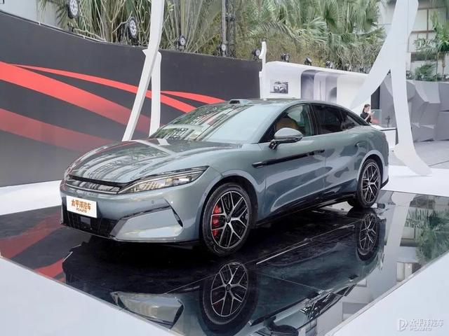 全新宝马X3领衔！2月重磅新车来袭，比亚迪、蔚来新车齐发，燃油/插混/纯电全都有！