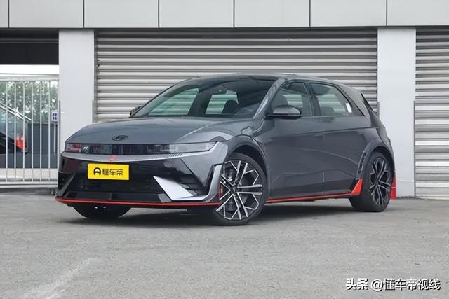 新车 | 约26万元，现代INSTER Cross售价曝光，纯电小型SUV