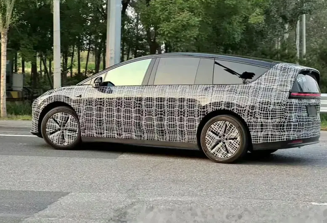 理想汽车2025年的内忧外患