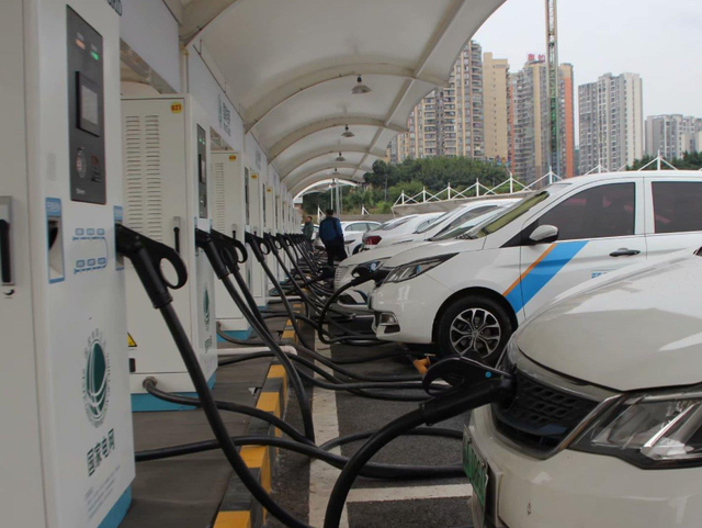 内行人：今明2年买车，最好不要买“纯电汽车”，4个原因很现实