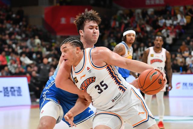 上海男篮力克新疆捧杯，今晚19:30中央5套CCTV5直播节目预告