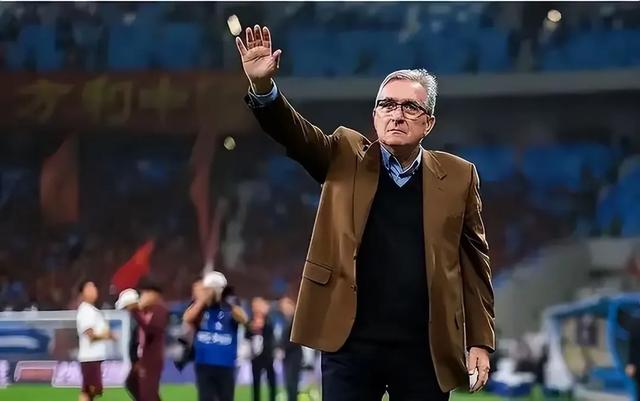 恭喜！国足归化迎重大突破，今晚19:30中央5套CCTV5直播节目预告