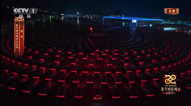 蛇年春晚中的黑科技：机器人跳舞、舞台秒变油画、eVTOL已来