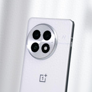 一加最全能的旗舰机一加13 国补后3799元就能带回家