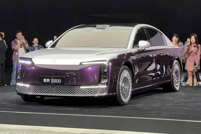 2025年汽车行业趋势盘点，价值重塑与海外布局成关键