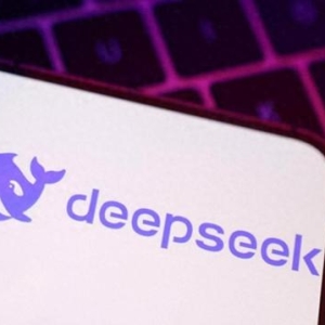 从TikTok到DeepSeek，中国科技崛起，美国“比不过就抢”尽显霸权