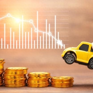 汽车板块涨幅靠前，中国车市销量份额提升达历史高位