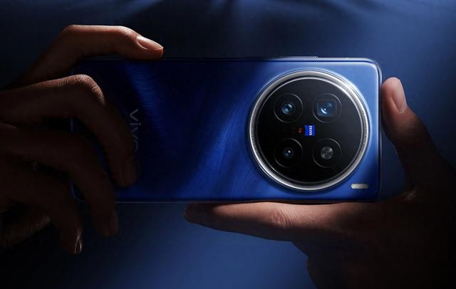 手机也能出大片？年末影像旗舰选购指南