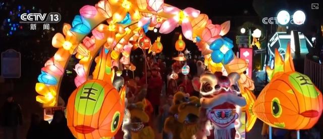 “科技+传统文化”打造花灯盛宴 流光溢彩闹新春