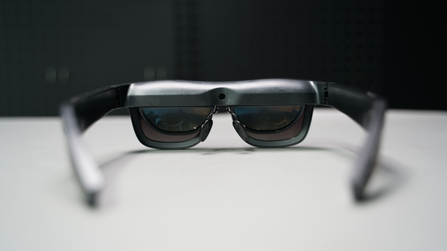 出货量暴跌10.3%！XR行业寒气逼人，AI成了救命稻草？