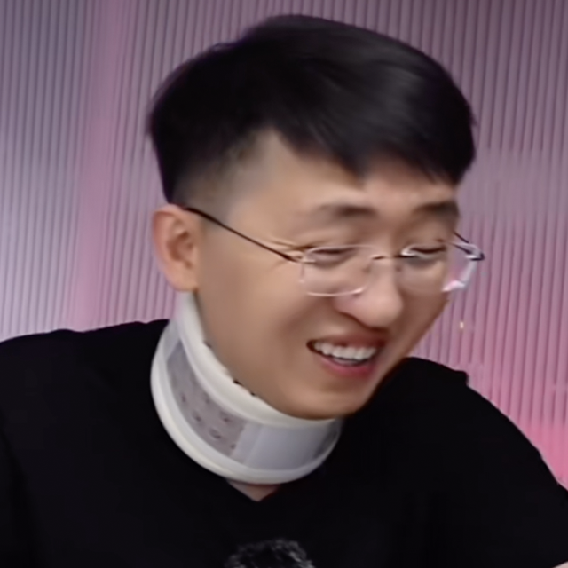 三星三折叠手机定了！命名Galaxy G Fold，今年三季度发