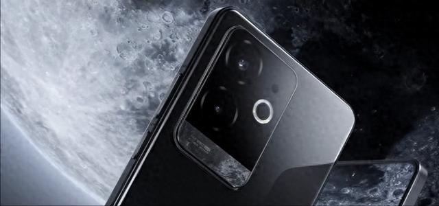 预算2000元左右，3款“骁龙 8Gen 3+地板价”手机，一步到位用六年