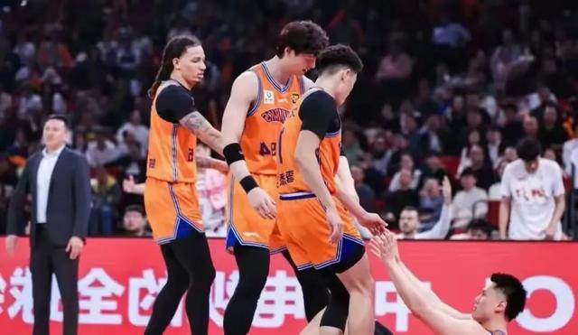 中央台’月17日晚间精彩体育赛事预告 CCTV5 直播焦点战 广厦vs上海