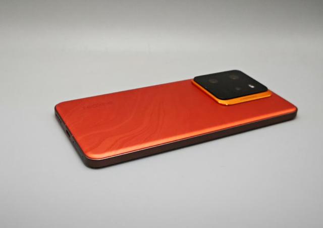 2025年手机推荐：3000到4000元内最值得购买的三款手机分享！