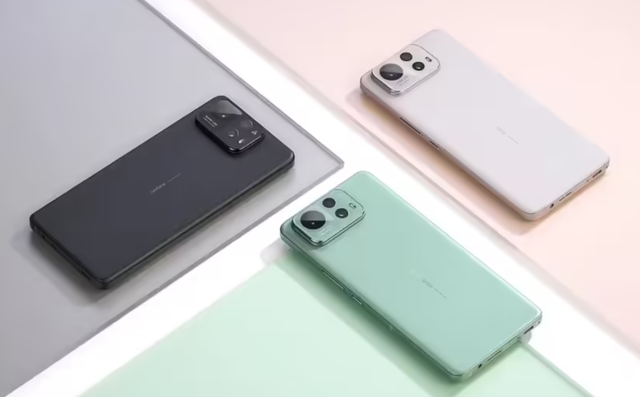 约8300元，华硕Zenfone 12 Ultra手机开售：主打AI+影像