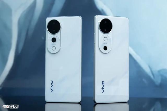 接下来，手机应该要轮到卷「谁更薄」了