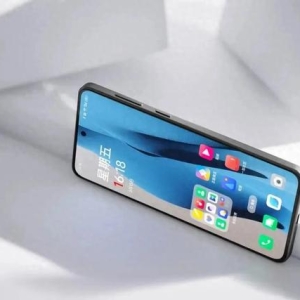 手机不用买太贵，4款热度高、性价比“俱佳”的手机